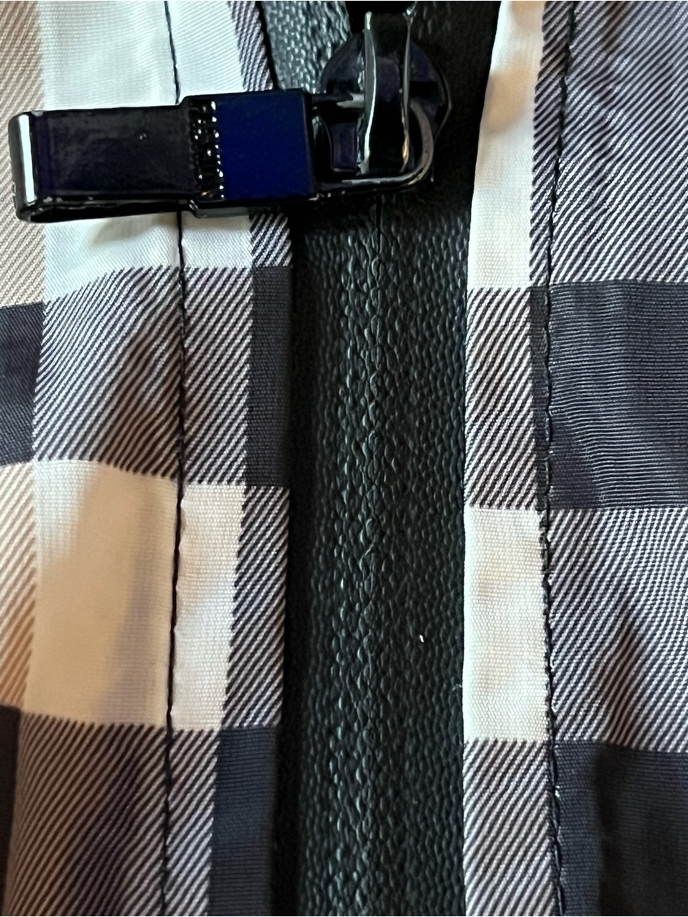 Windbreaker jacket - Picture 5 of 9
